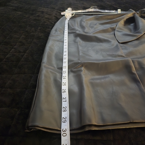 Black Faux Leather Midi Skirt Size: 1X NEW WITH TAGS - Picture 9 of 10